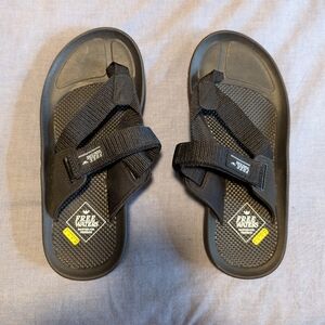 Freewaters sandals. Worn once. Sz men's 7.